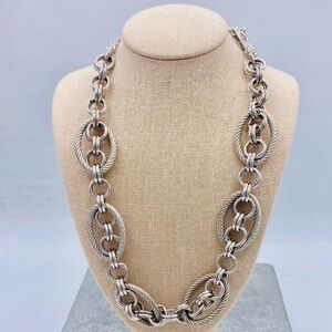 Vintage Elegant Silver Tone Chain Link Necklace Choker Style